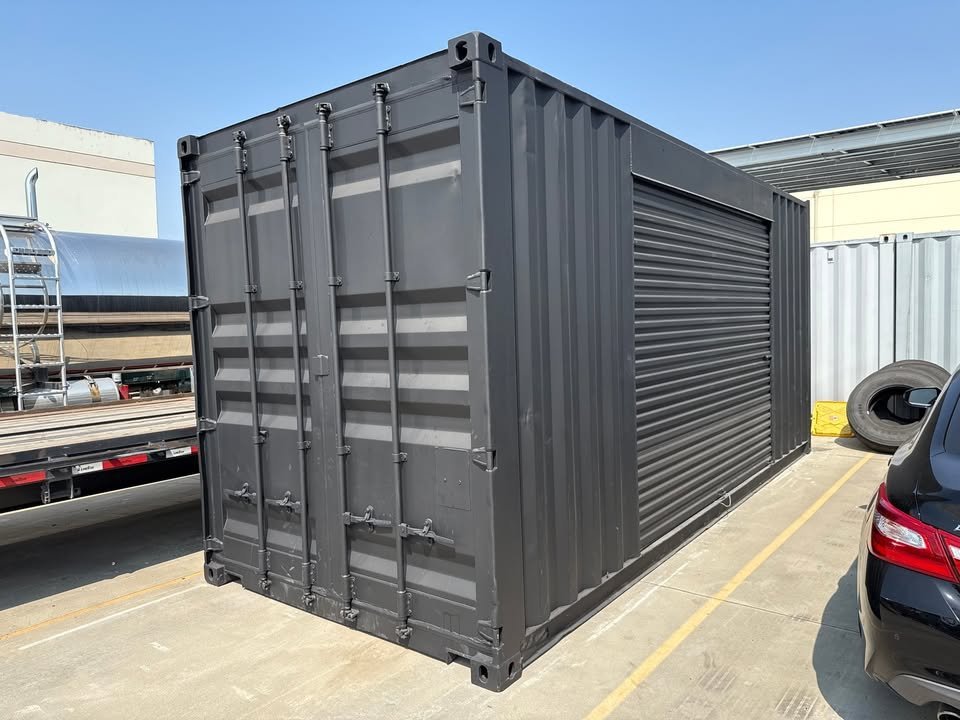 20ft used shipping container – matte black w/ 12’ side roll up door 20ft used shipping container – matte black w/ 12’ side roll up door
